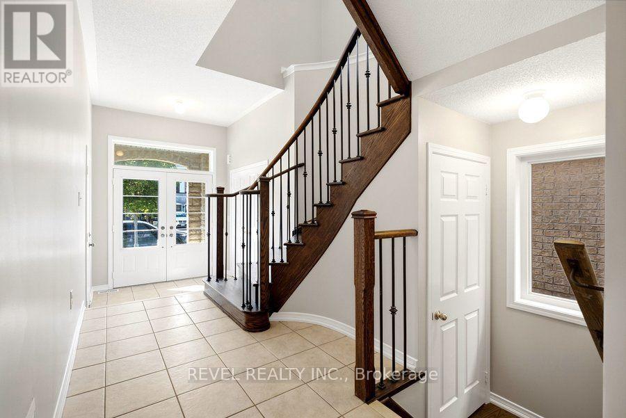 3351 Moses Way, Burlington, Ontario  L7M 0L4 - Photo 5 - W13786096