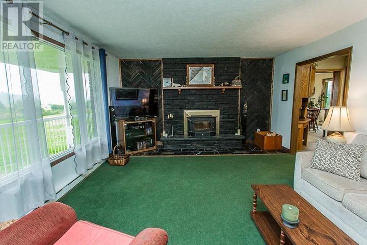 237 MacLennan RD|Laird Township photo 5
