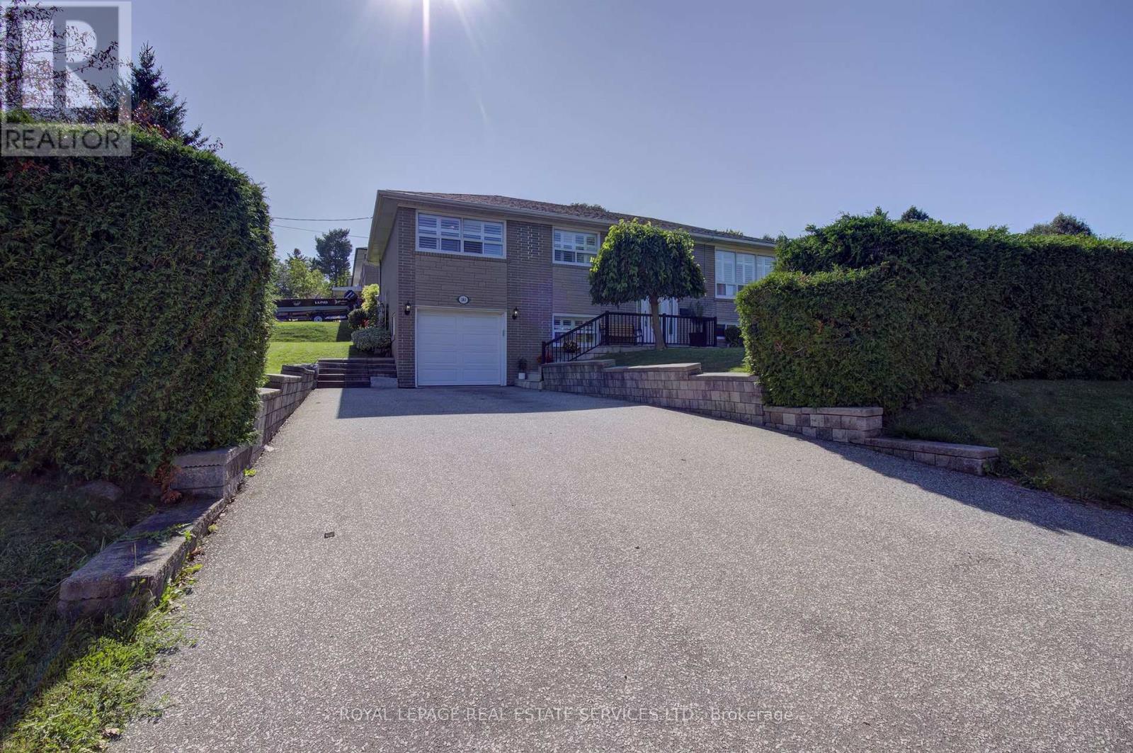 146 Vista Drive, Mississauga, Ontario  L5M 2E6 - Photo 2 - W13786122