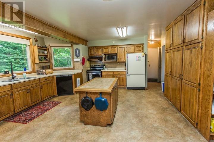 237 MacLennan RD|Laird Township photo 8