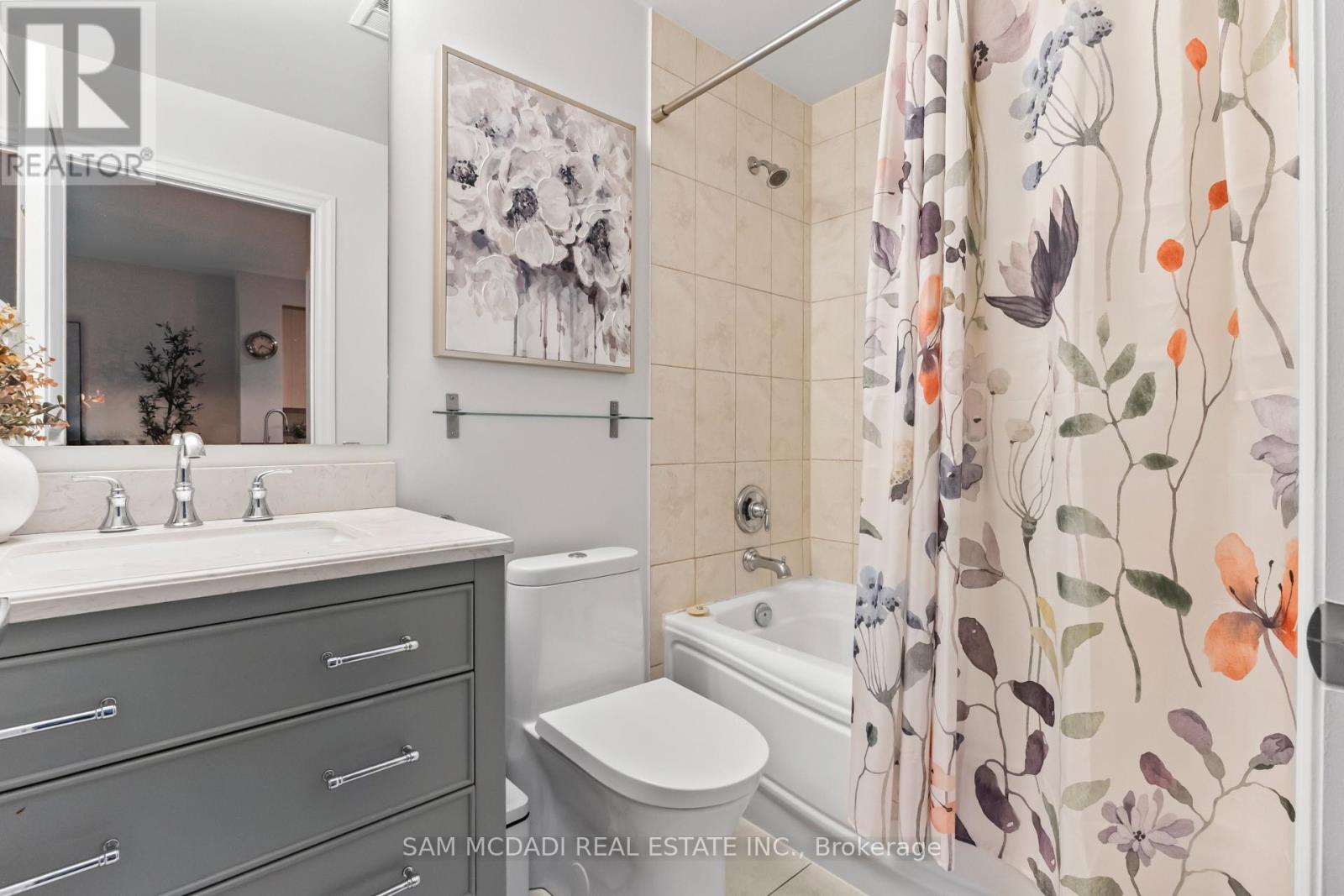 107 - 80 Port Street E, Mississauga, Ontario L5G 4V6 - Photo 19 - W13786144