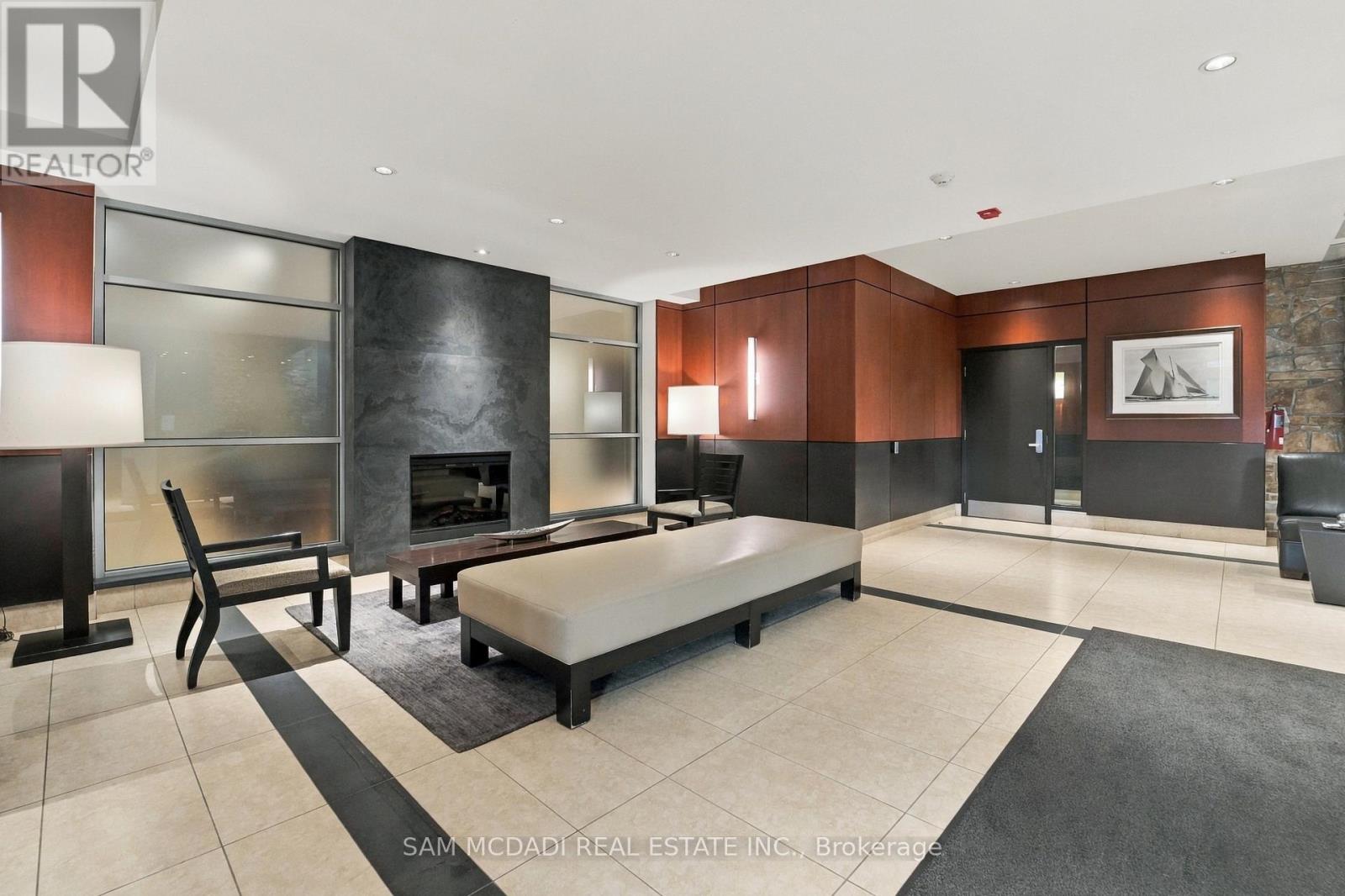 107 - 80 Port Street E, Mississauga, Ontario L5G 4V6 - Photo 35 - W13786144