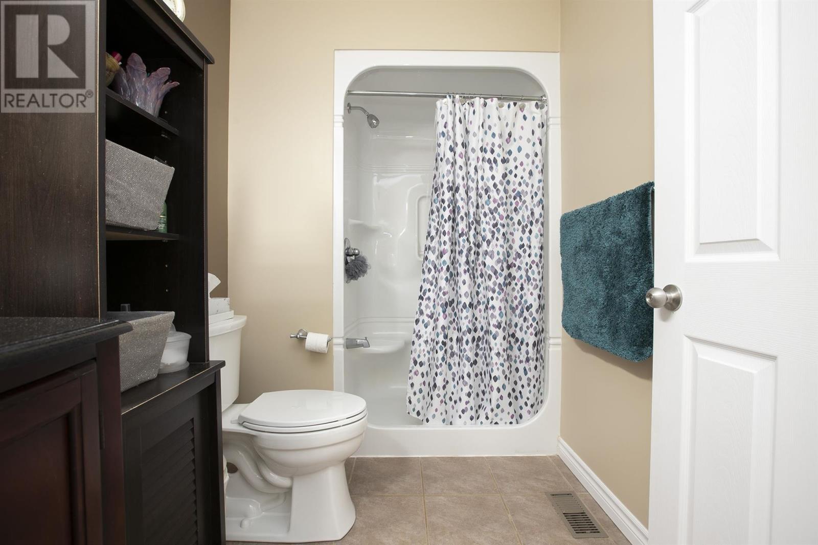 147 Queensgate Blvd, Sault Ste. Marie, Ontario P6A 6Y4 - Photo 39 - SM262488