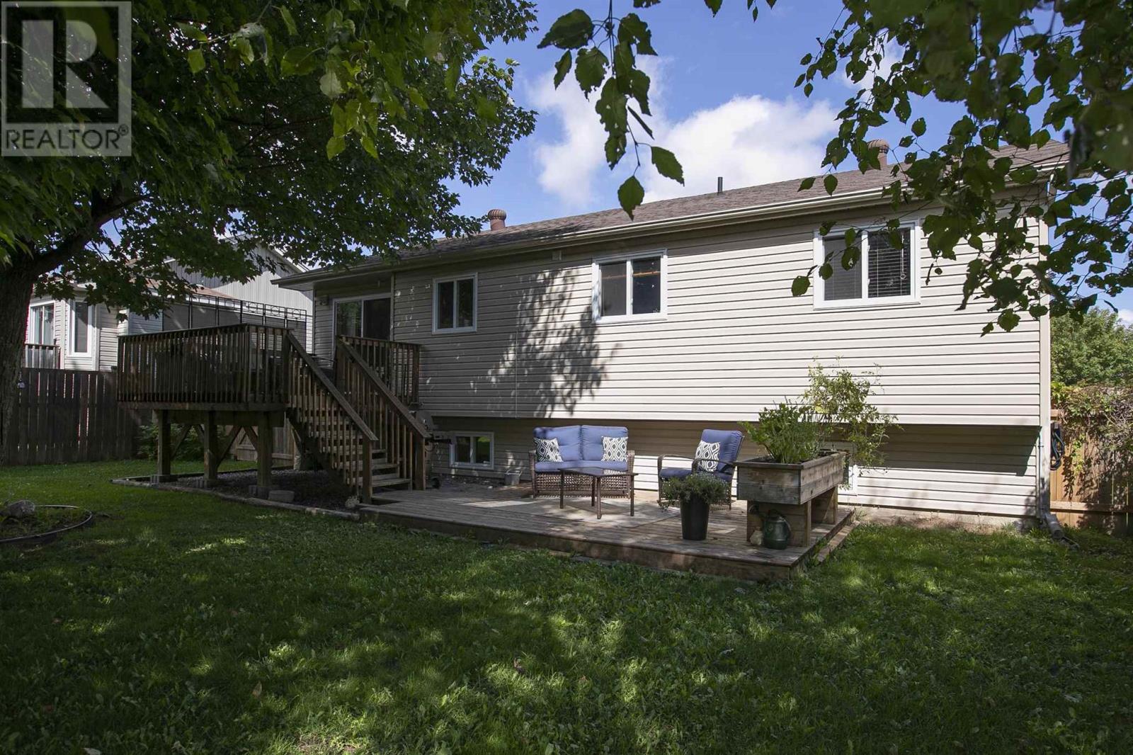 147 Queensgate Blvd, Sault Ste. Marie, Ontario P6A 6Y4 - Photo 13 - SM262488