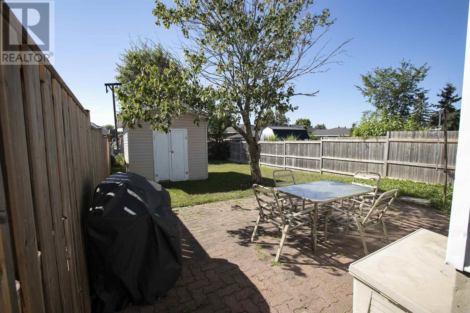 180 Bitonti Cres, Sault Ste. Marie, Ontario  P6C 6A9 - Photo 8 - SM262525