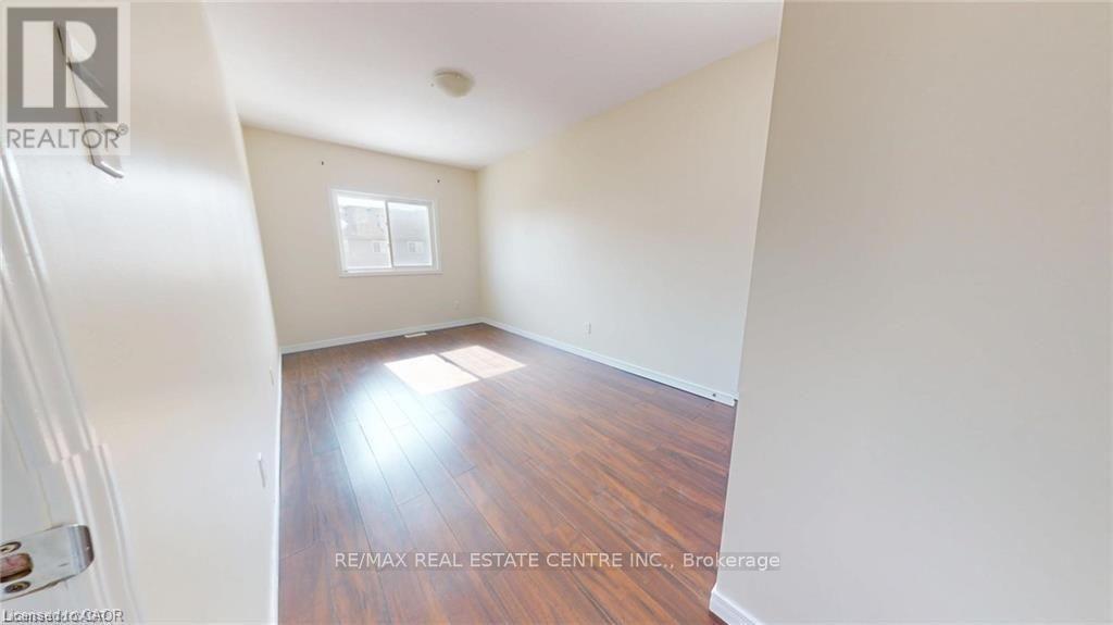 11 Sorrento Street, Kitchener, Ontario  N2R 0A4 - Photo 19 - X13786054