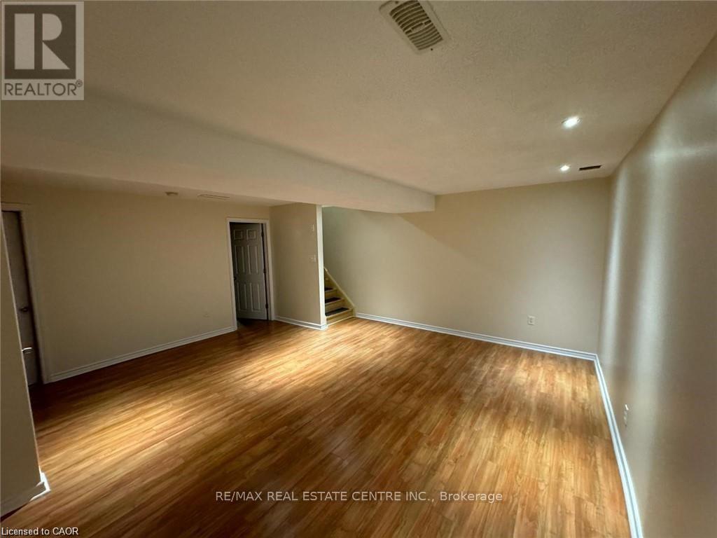 11 Sorrento Street, Kitchener, Ontario  N2R 0A4 - Photo 22 - X13786054