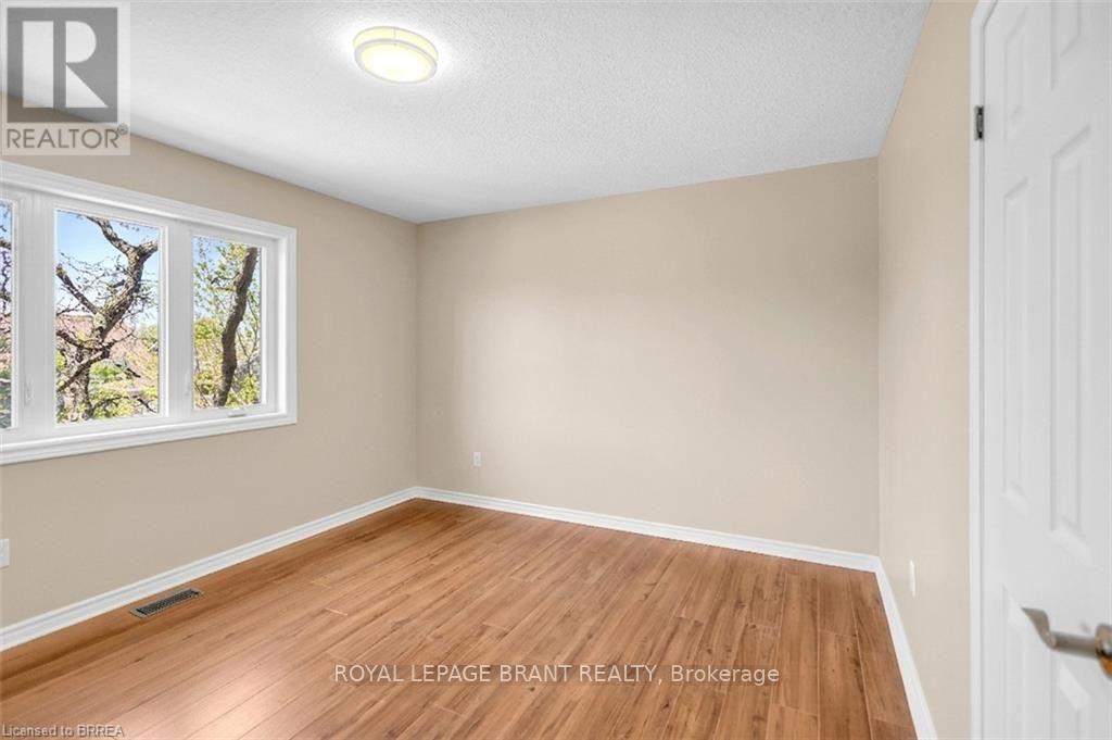 69 Hunter Way, Brantford, Ontario  N3T 0A2 - Photo 36 - X13786130