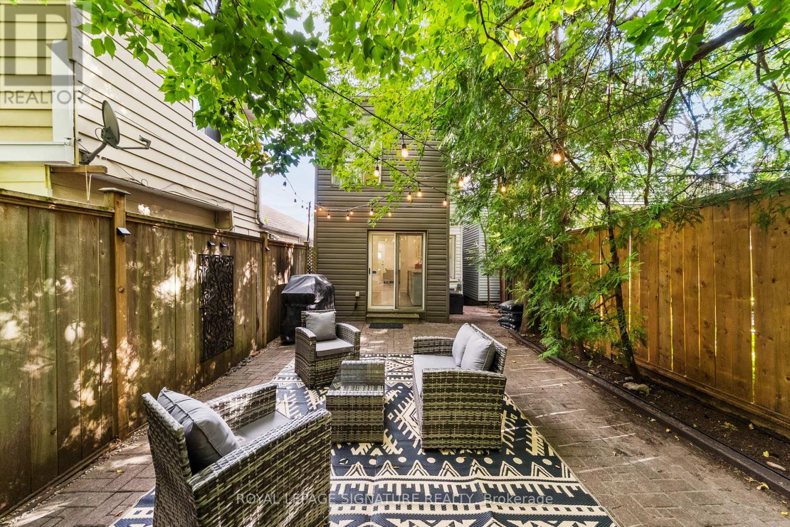 122 Duvernet Avenue, Toronto, Ontario  M4E 1V4 - Photo 29 - E13784056