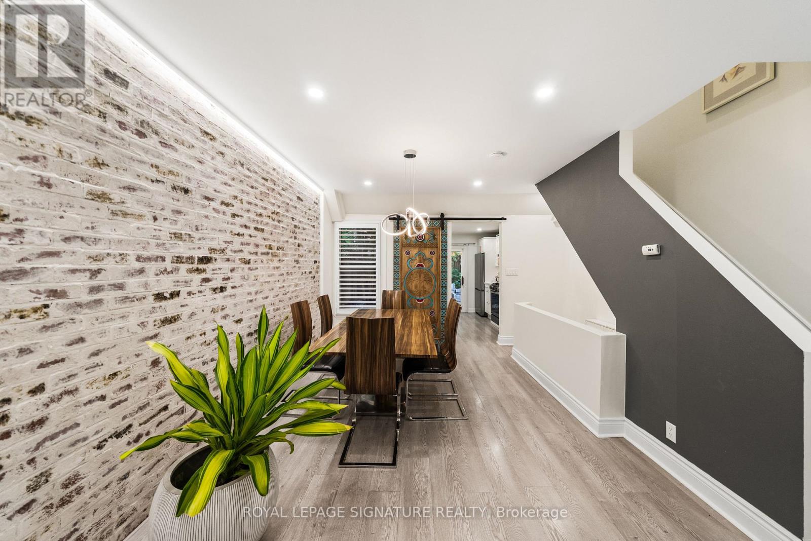 122 Duvernet Avenue, Toronto, Ontario  M4E 1V4 - Photo 13 - E13784056