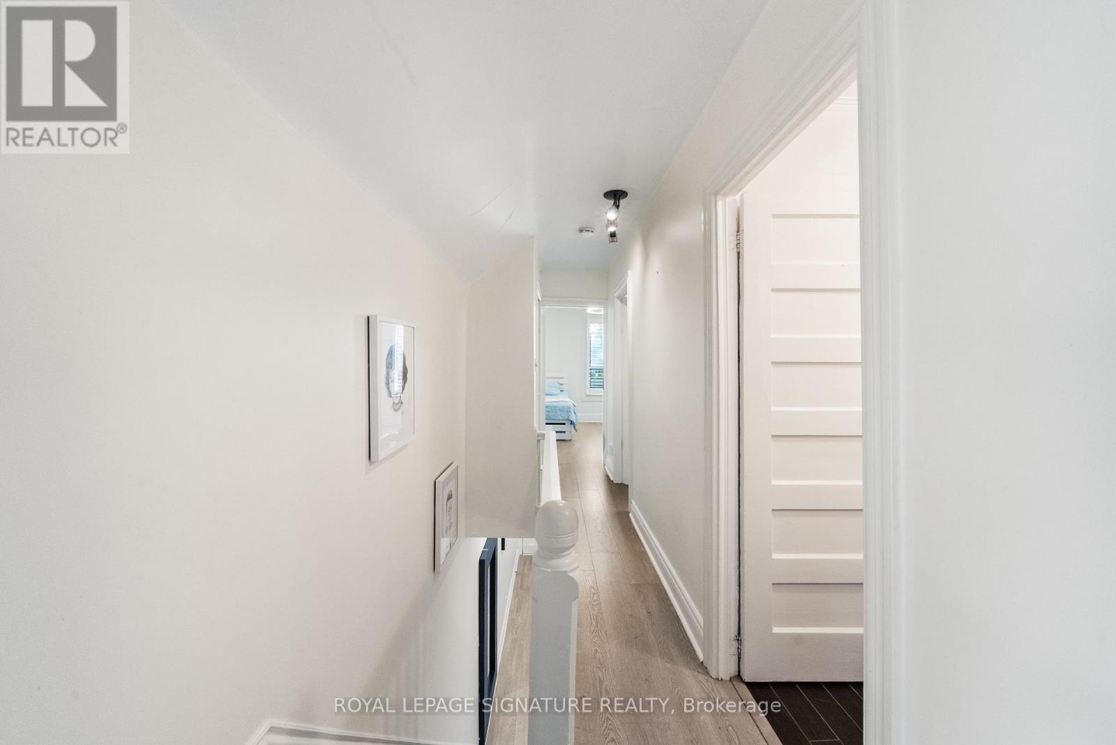 122 Duvernet Avenue, Toronto, Ontario  M4E 1V4 - Photo 19 - E13784056