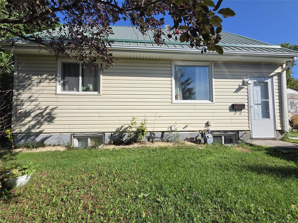 408 3rd Street NE, Portage La Prairie, Manitoba  R1N 1P8 - Photo 0 - 202622615