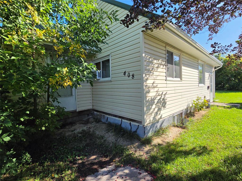 408 3rd Street NE, Portage La Prairie, Manitoba  R1N 1P8 - Photo 3 - 202622615