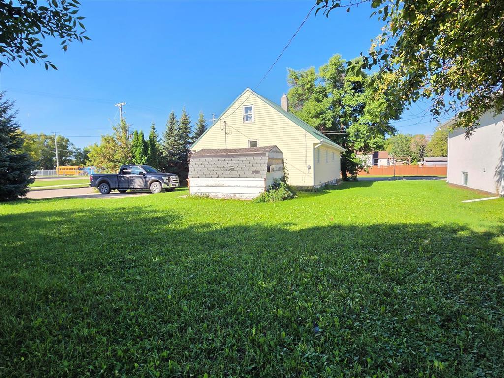 408 3rd Street NE, Portage La Prairie, Manitoba  R1N 1P8 - Photo 34 - 202622615