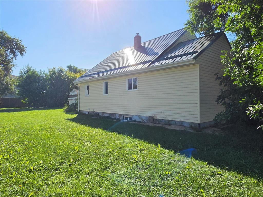 408 3rd Street NE, Portage La Prairie, Manitoba  R1N 1P8 - Photo 4 - 202622615
