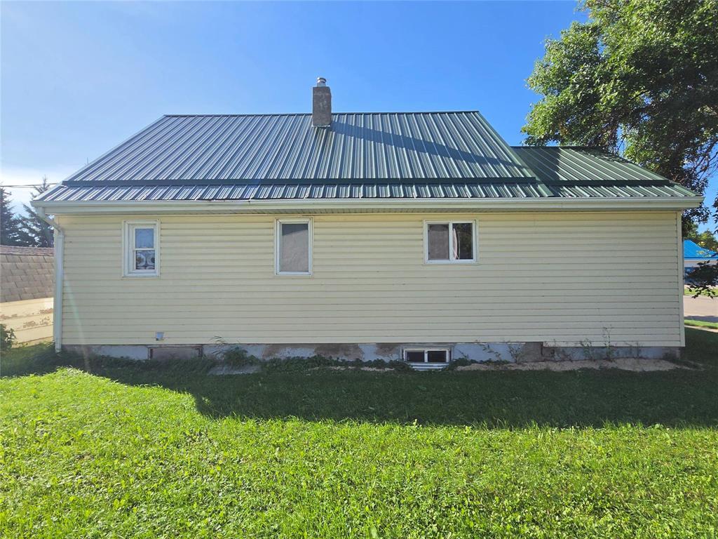 408 3rd Street NE, Portage La Prairie, Manitoba  R1N 1P8 - Photo 5 - 202622615