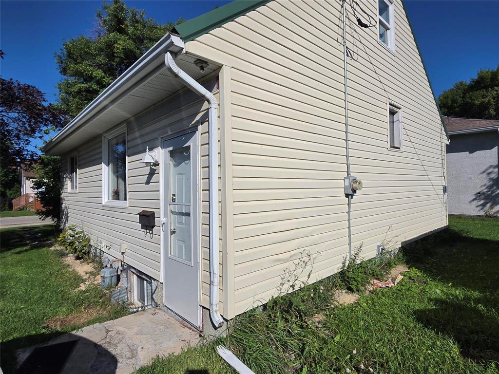 408 3rd Street NE, Portage La Prairie, Manitoba  R1N 1P8 - Photo 7 - 202622615