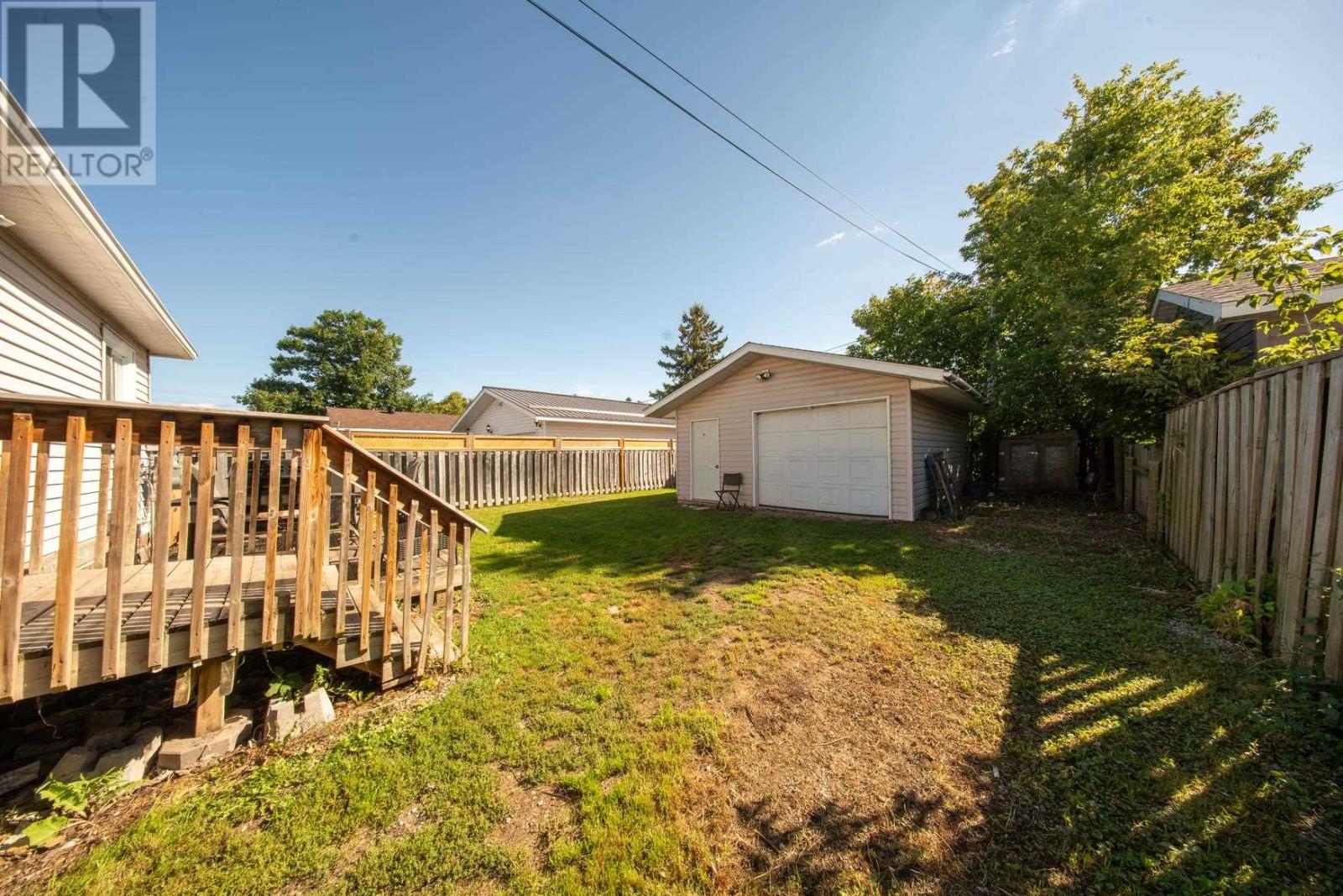 566 Northland Rd, Sault Ste. Marie, Ontario  P6C 3P2 - Photo 4 - SM262537