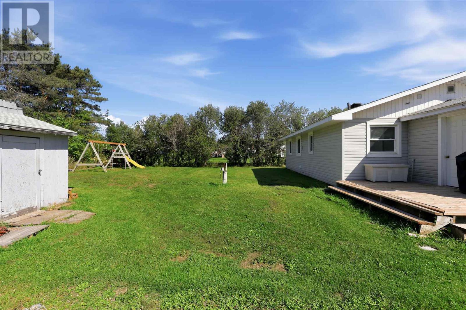 1297 Leighs Bay Rd, Sault Ste. Marie, Ontario  P6A 5K8 - Photo 17 - SM262538