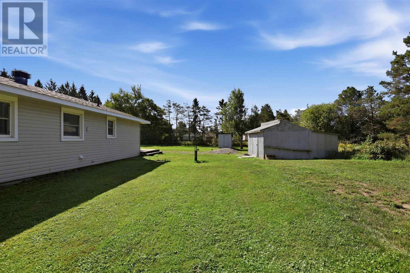 1297 Leighs Bay Rd, Sault Ste. Marie, Ontario  P6A 5K8 - Photo 18 - SM262538