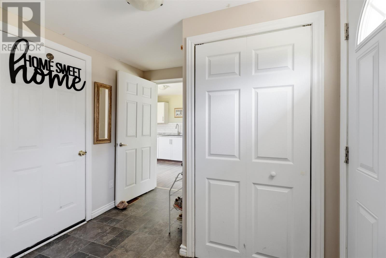 1297 Leighs Bay Rd, Sault Ste. Marie, Ontario  P6A 5K8 - Photo 4 - SM262538
