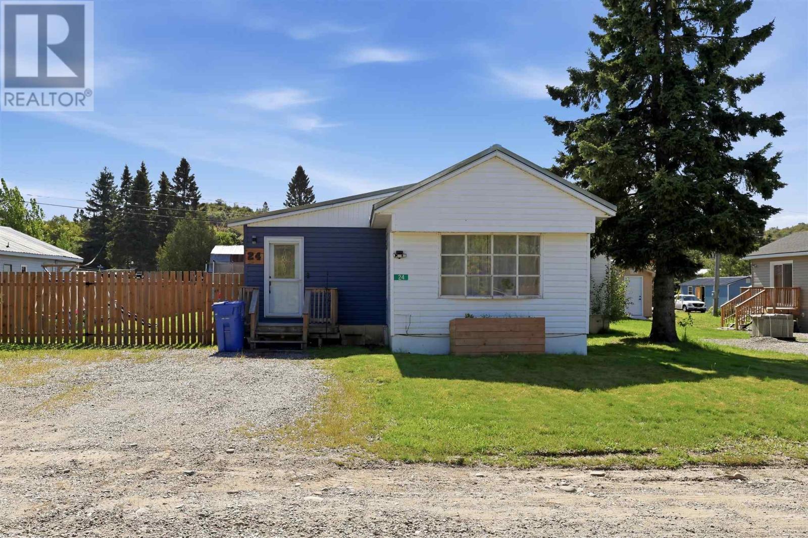 24 Daniel Ct, Heyden, Ontario  P6A 5K7 - Photo 1 - SM262540