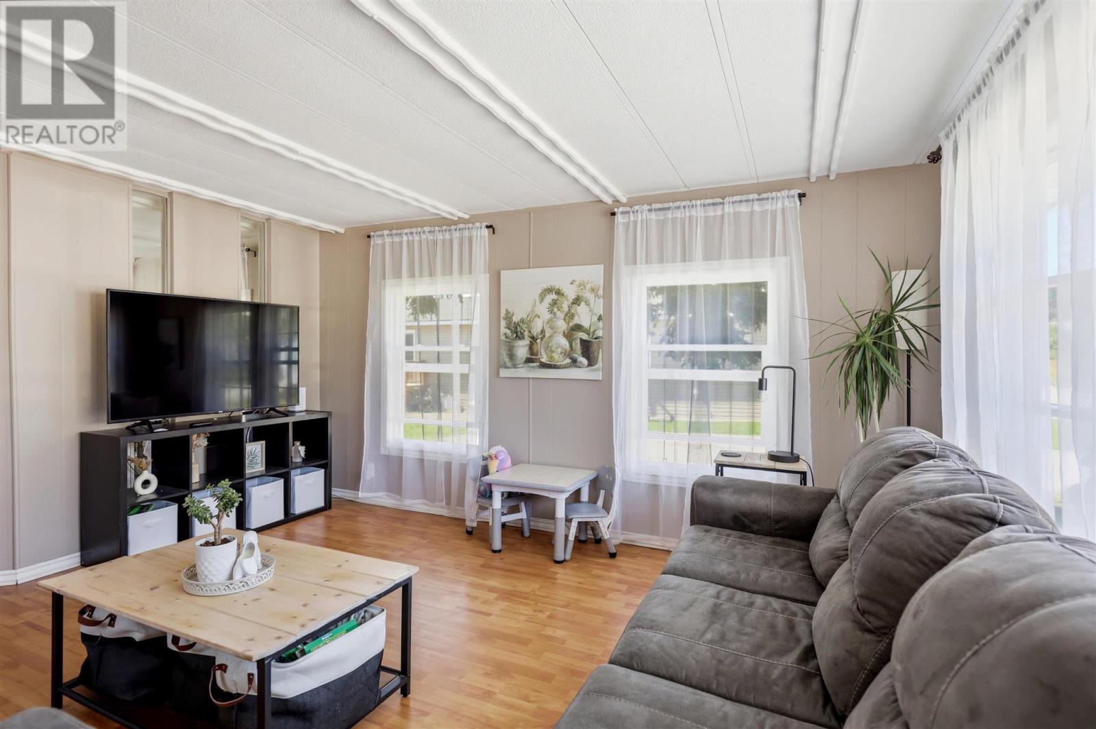 24 Daniel Ct, Heyden, Ontario  P6A 5K7 - Photo 3 - SM262540
