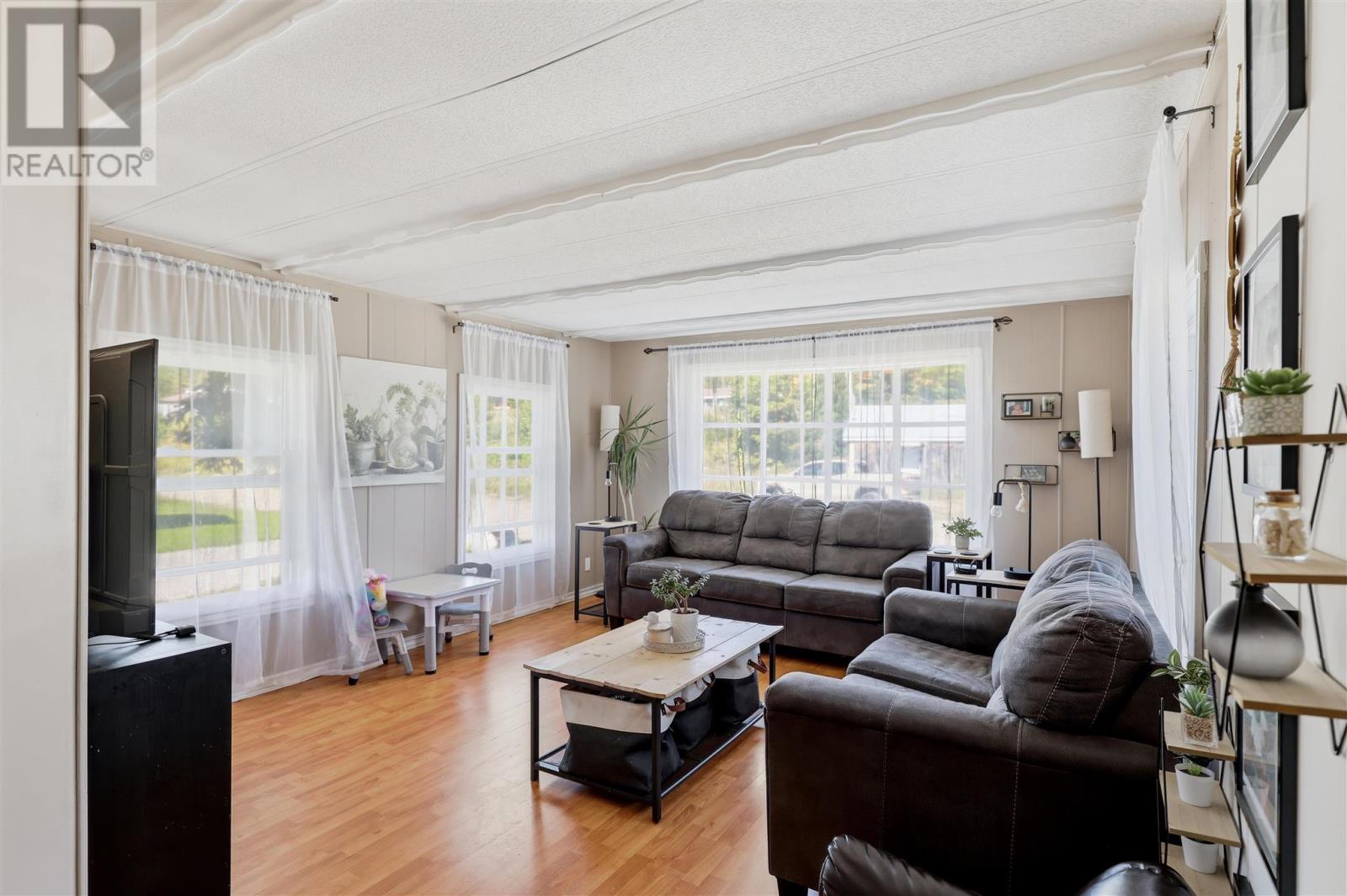24 Daniel Ct, Heyden, Ontario  P6A 5K7 - Photo 6 - SM262540