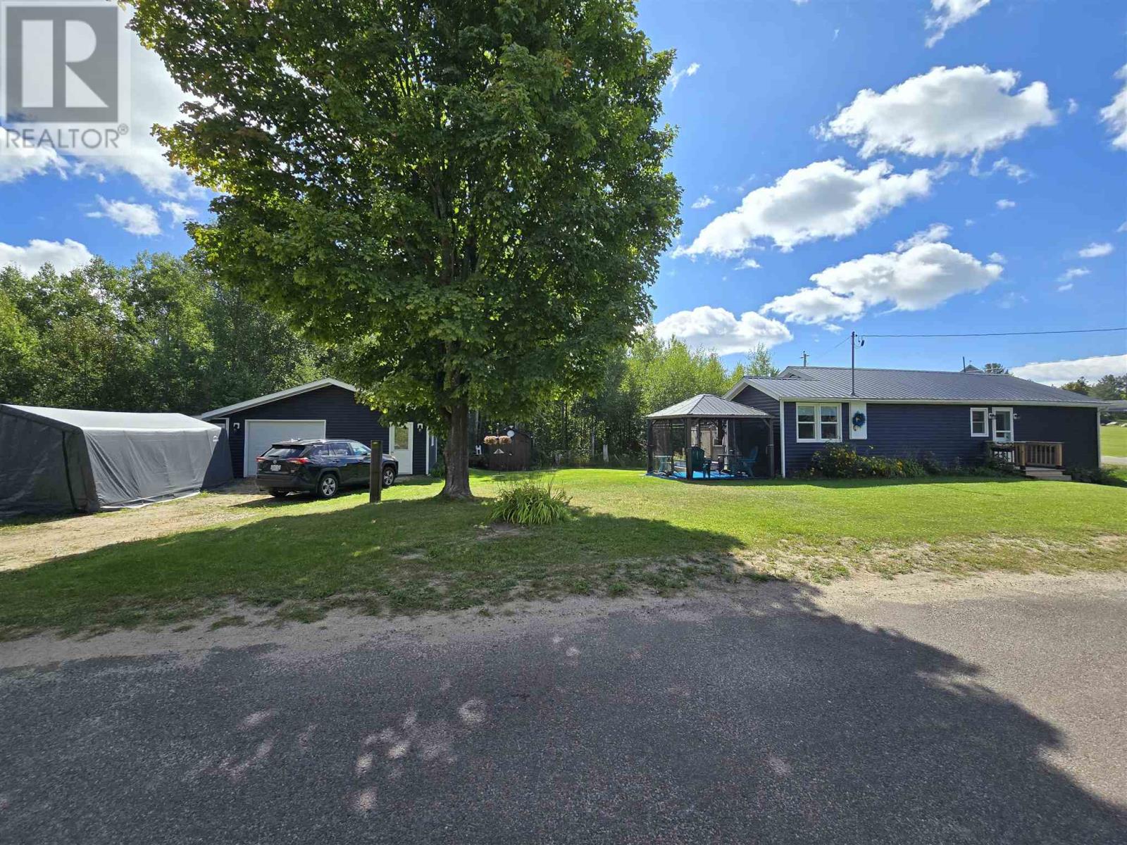 1607 Hilton Rd, Hilton Beach, Ontario  P0R 1G0 - Photo 3 - SM262543