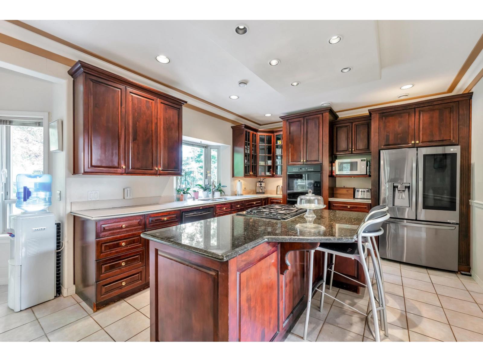 9323 206a Street, Langley, British Columbia  V1M 2W8 - Photo 11 - R3164428