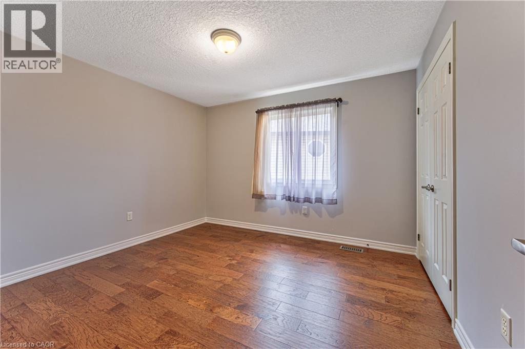 270 Springvalley Crescent, Hamilton, Ontario  L9C 0B4 - Photo 31 - 40852288
