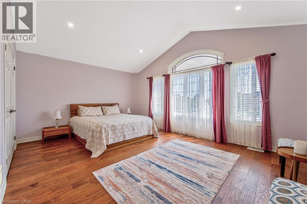 270 Springvalley Crescent, Hamilton, Ontario  L9C 0B4 - Photo 23 - 40852288