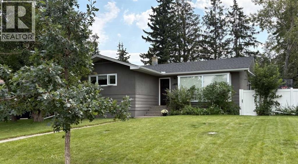5327 17 Avenue Sw, Calgary, Alberta  T3E 0E8 - Photo 1 - A2338099