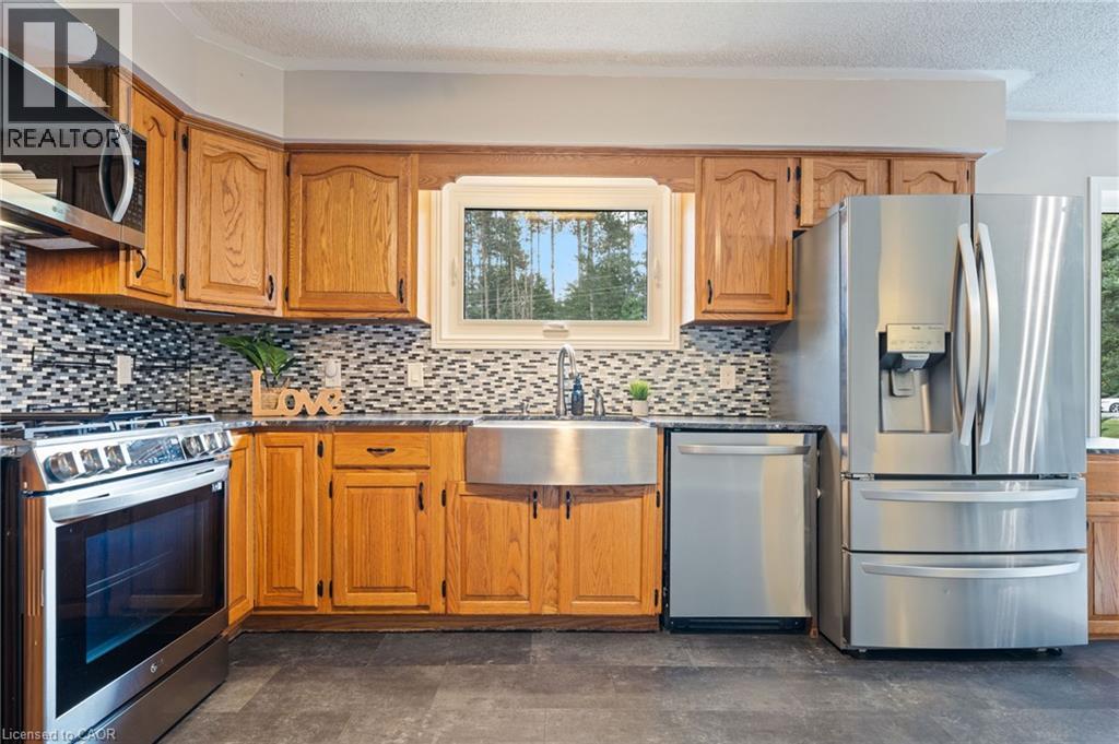 553 Norfolk County Road 21, Langton, Ontario  N0E 1G0 - Photo 7 - 40858344