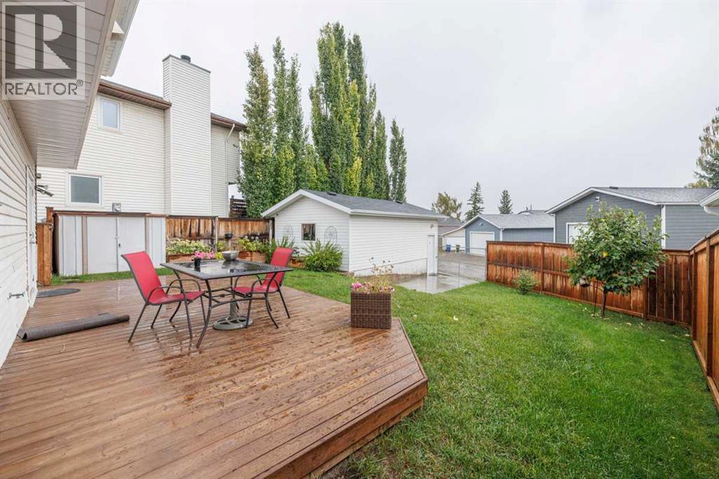 36 Sandpiper Way NW, Calgary, Alberta  T3K 3C6 - Photo 26 - A2344672