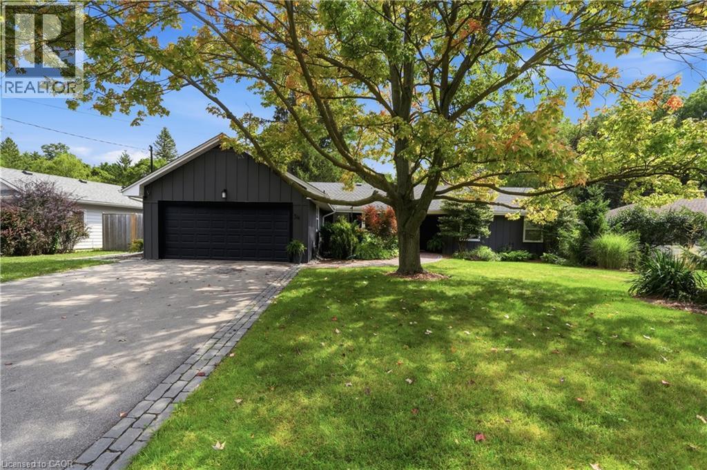54 MAYFAIR Avenue, Dundas, Ontario