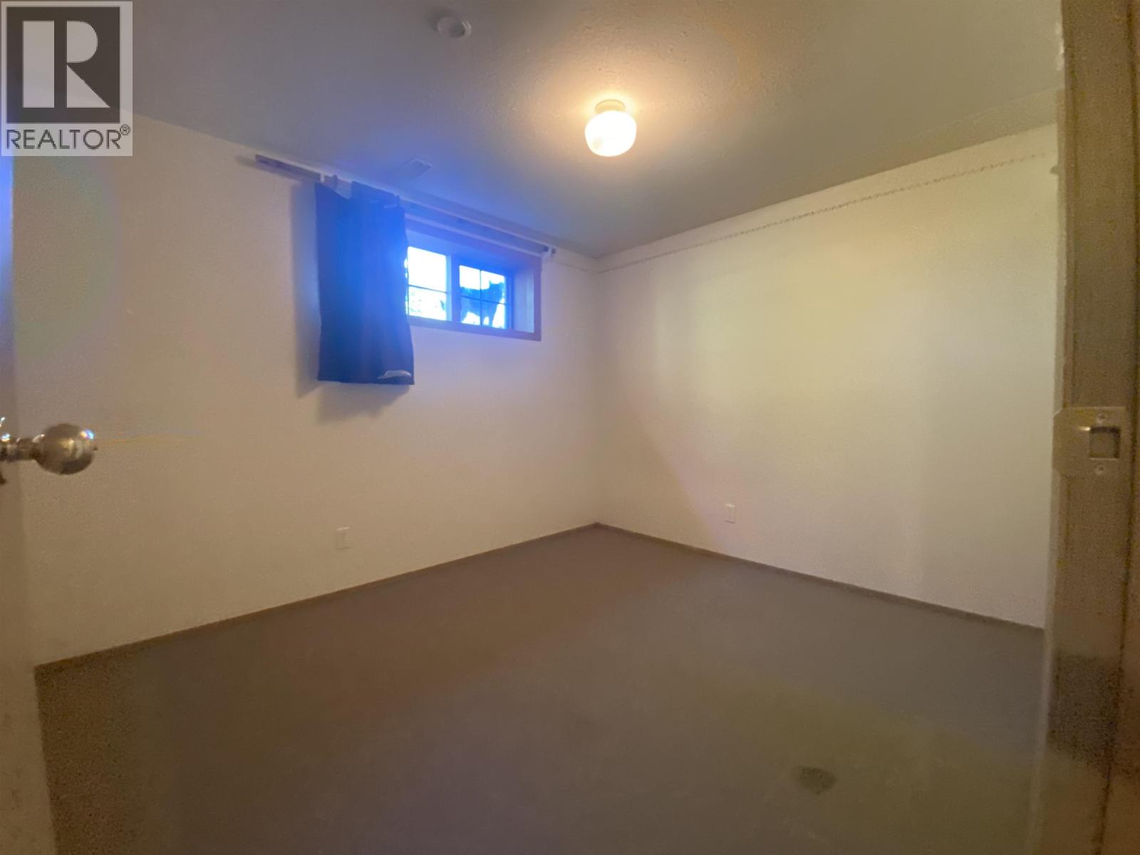 3801 SPRING CREEK DRIVE photo 20