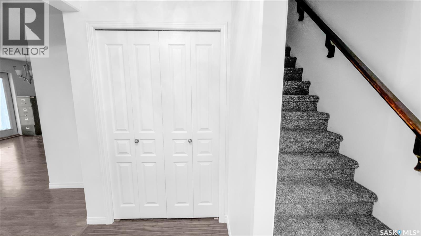 110 Henick Crescent, Saskatoon, Saskatchewan  S7R 0A7 - Photo 17 - SK048497
