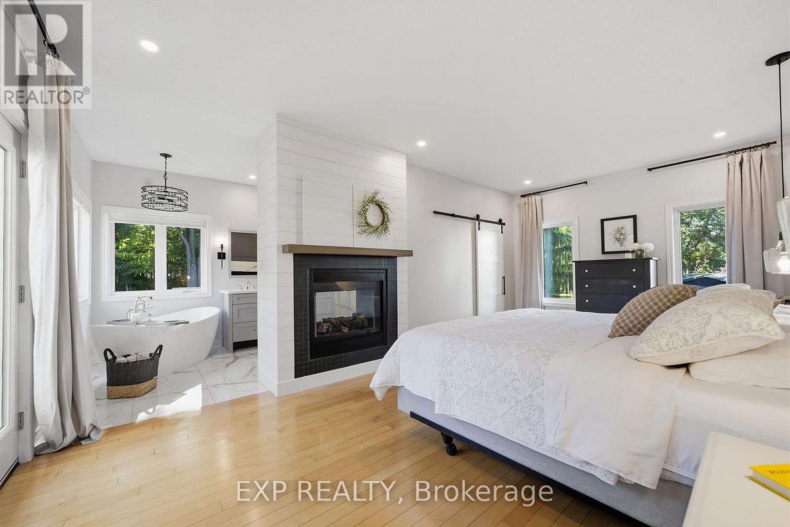 35 Heritage Place, Middlesex Centre, Ontario  N0M 2A0 - Photo 18 - X13786390