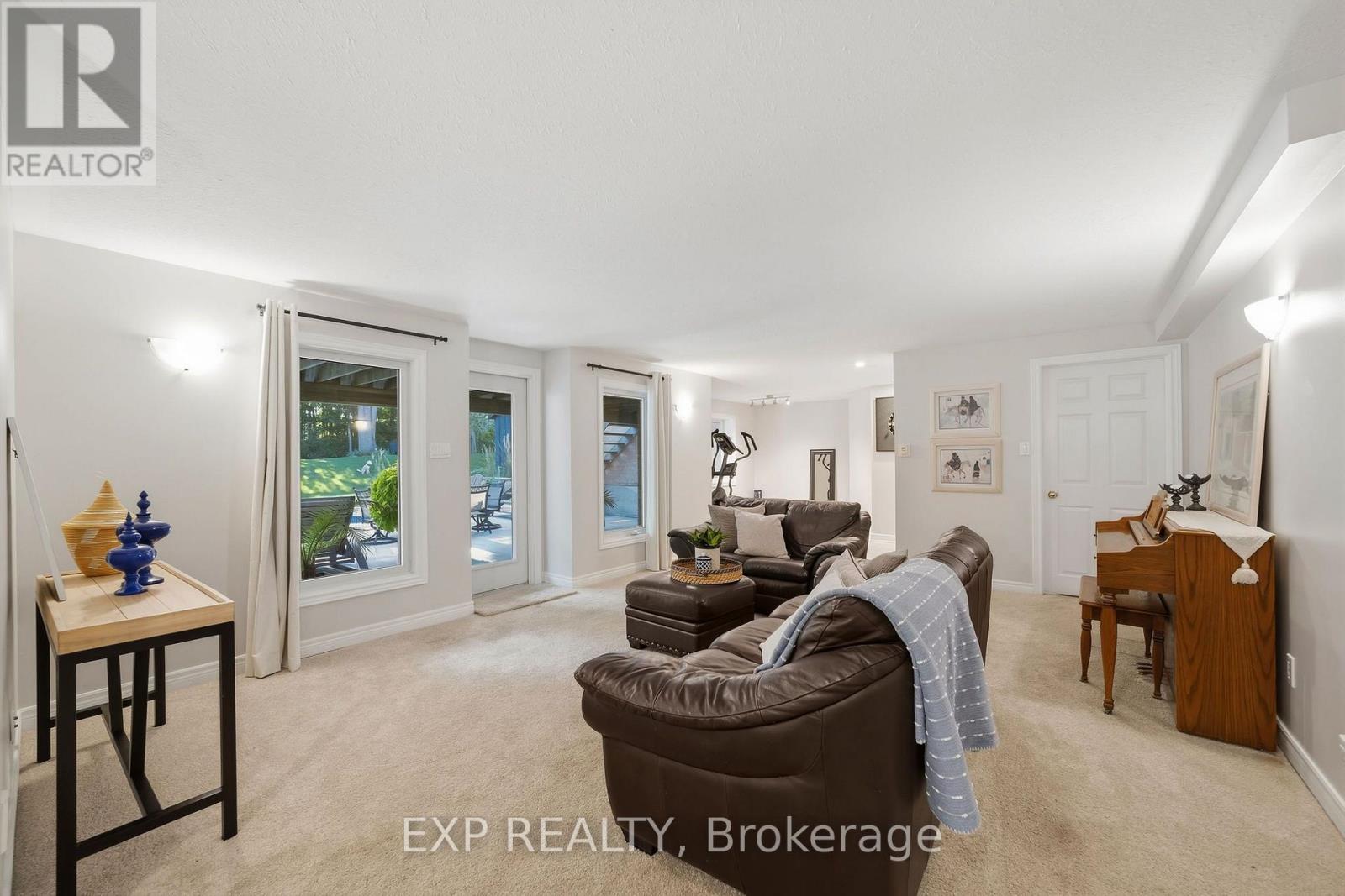 35 Heritage Place, Middlesex Centre, Ontario  N0M 2A0 - Photo 29 - X13786390