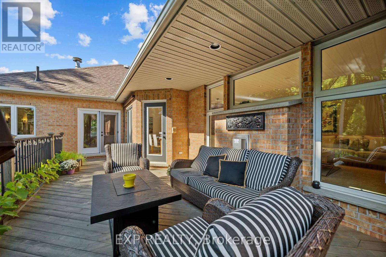 35 Heritage Place, Middlesex Centre, Ontario  N0M 2A0 - Photo 38 - X13786390