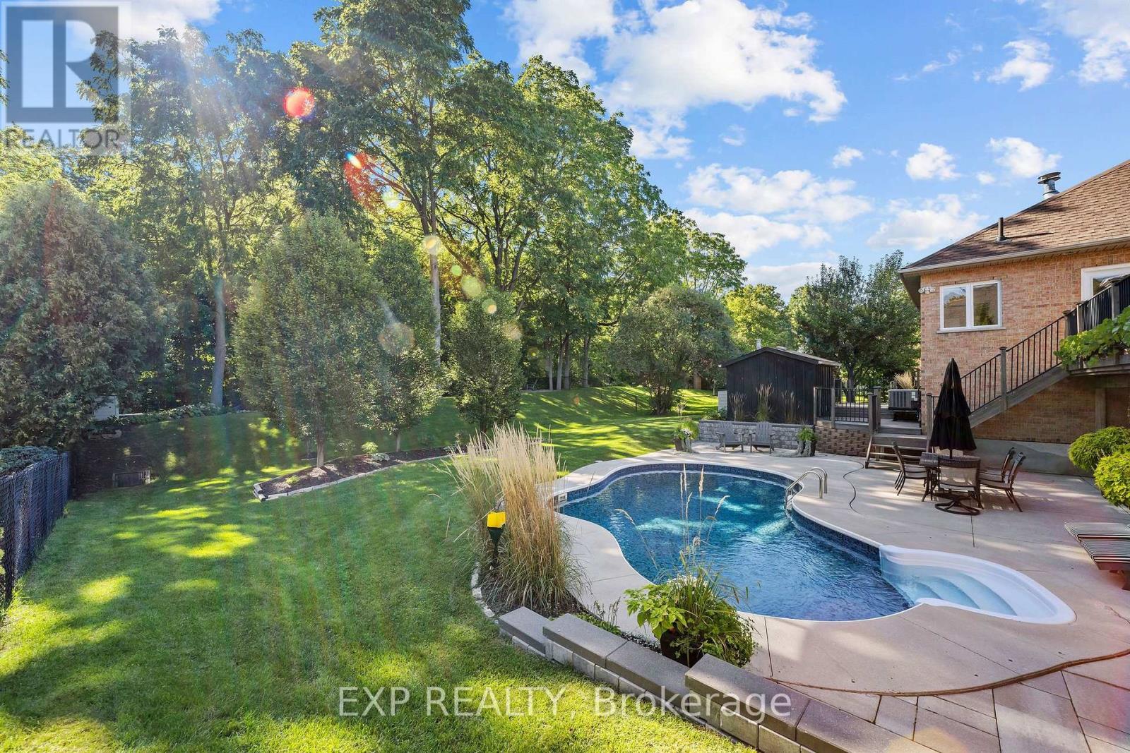 35 Heritage Place, Middlesex Centre, Ontario  N0M 2A0 - Photo 44 - X13786390