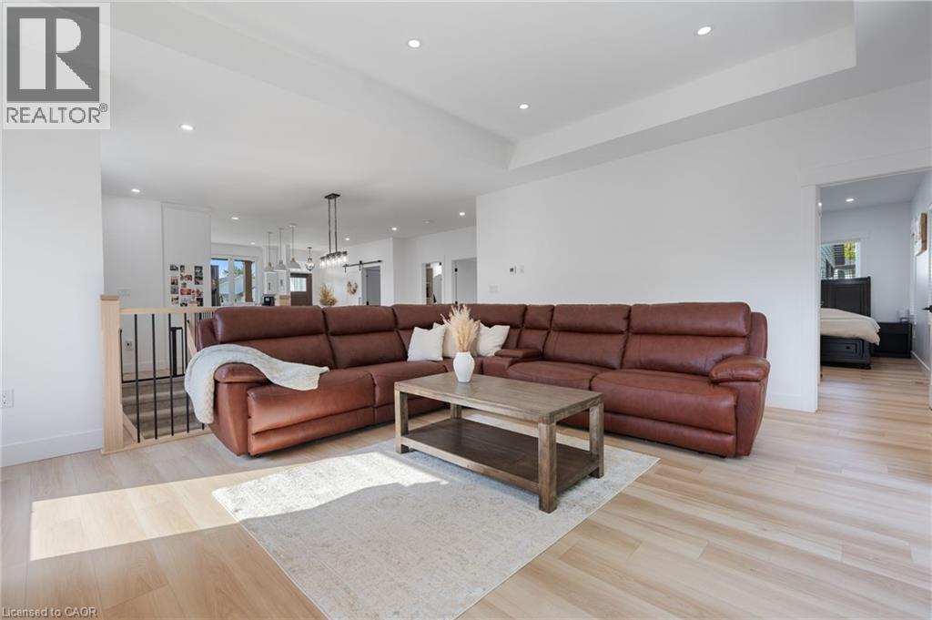 9 Macneil Court, Port Burwell, Ontario  N0J 1T0 - Photo 17 - 40856667