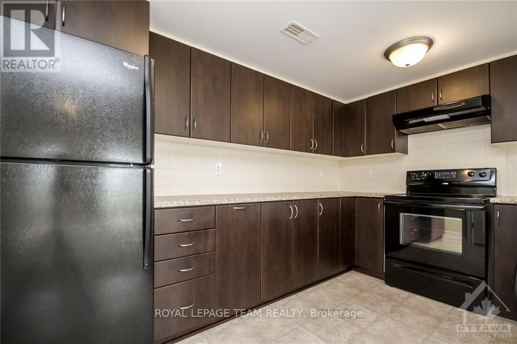 B - 148 Lindenshade Drive, Ottawa, Ontario  K2J 5R5 - Photo 10 - X13786346
