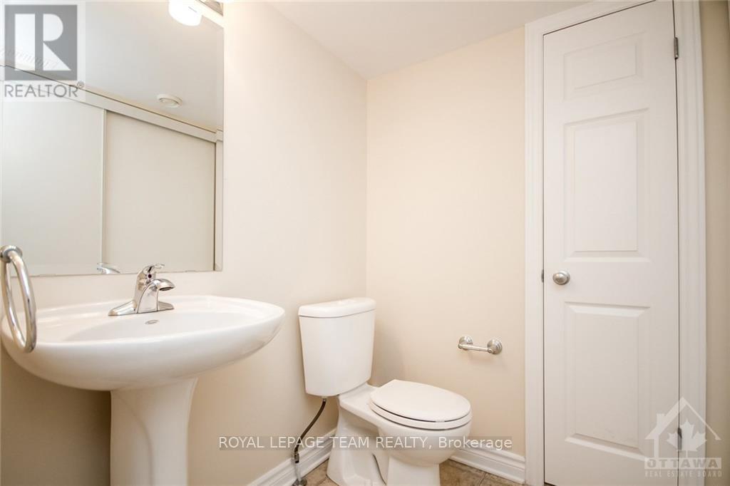 B - 148 Lindenshade Drive, Ottawa, Ontario  K2J 5R5 - Photo 13 - X13786346
