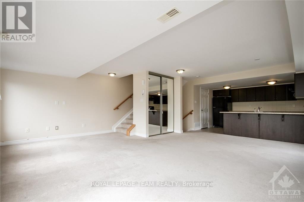 B - 148 Lindenshade Drive, Ottawa, Ontario  K2J 5R5 - Photo 5 - X13786346