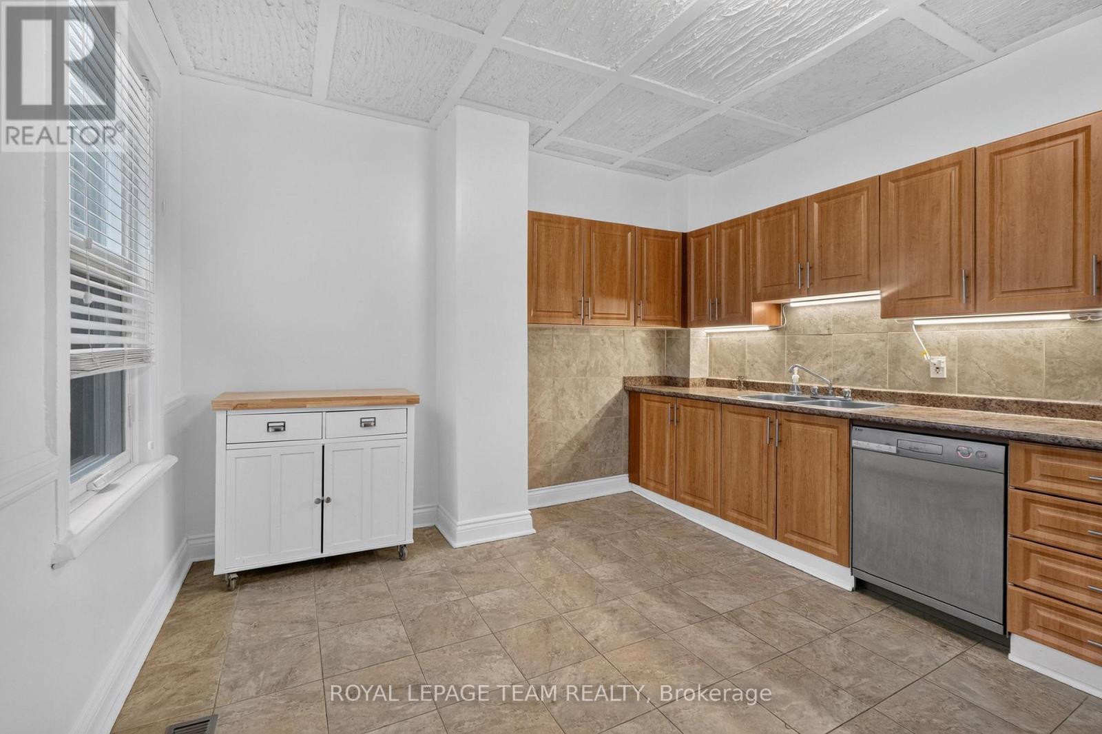109 Florence Street, Ottawa, Ontario  K1R 5N1 - Photo 18 - X13786442