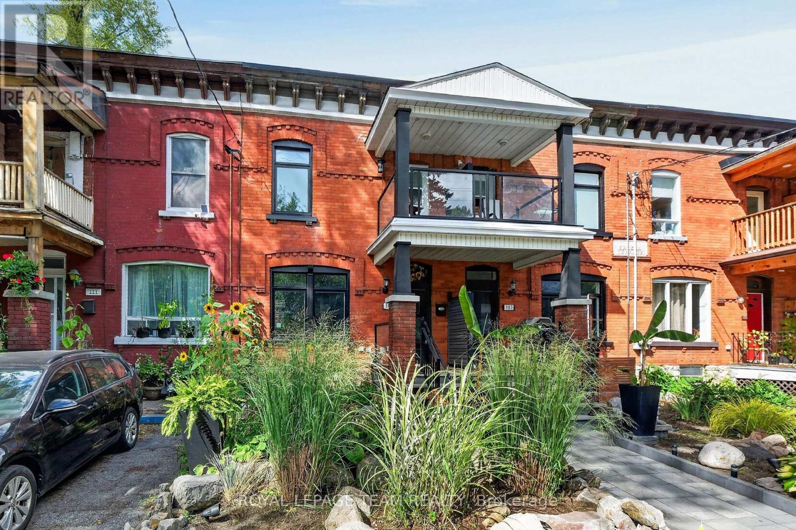 109 Florence Street, Ottawa, Ontario  K1R 5N1 - Photo 3 - X13786442
