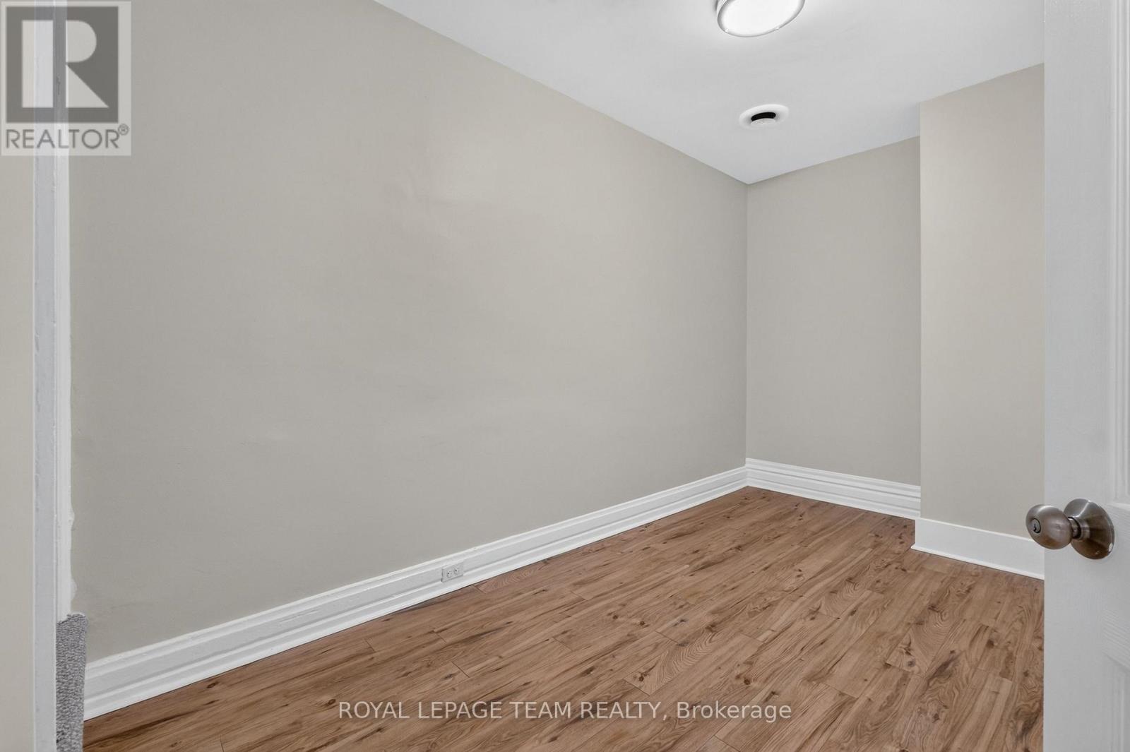 109 Florence Street, Ottawa, Ontario  K1R 5N1 - Photo 37 - X13786442