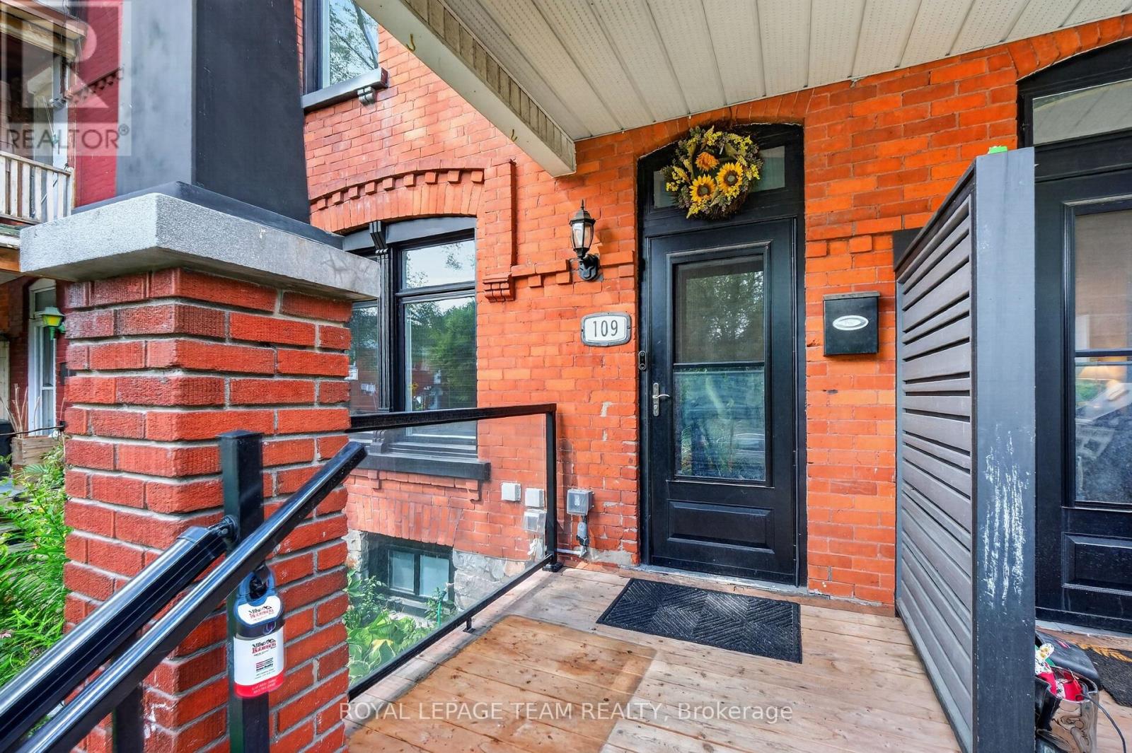 109 Florence Street, Ottawa, Ontario  K1R 5N1 - Photo 5 - X13786442